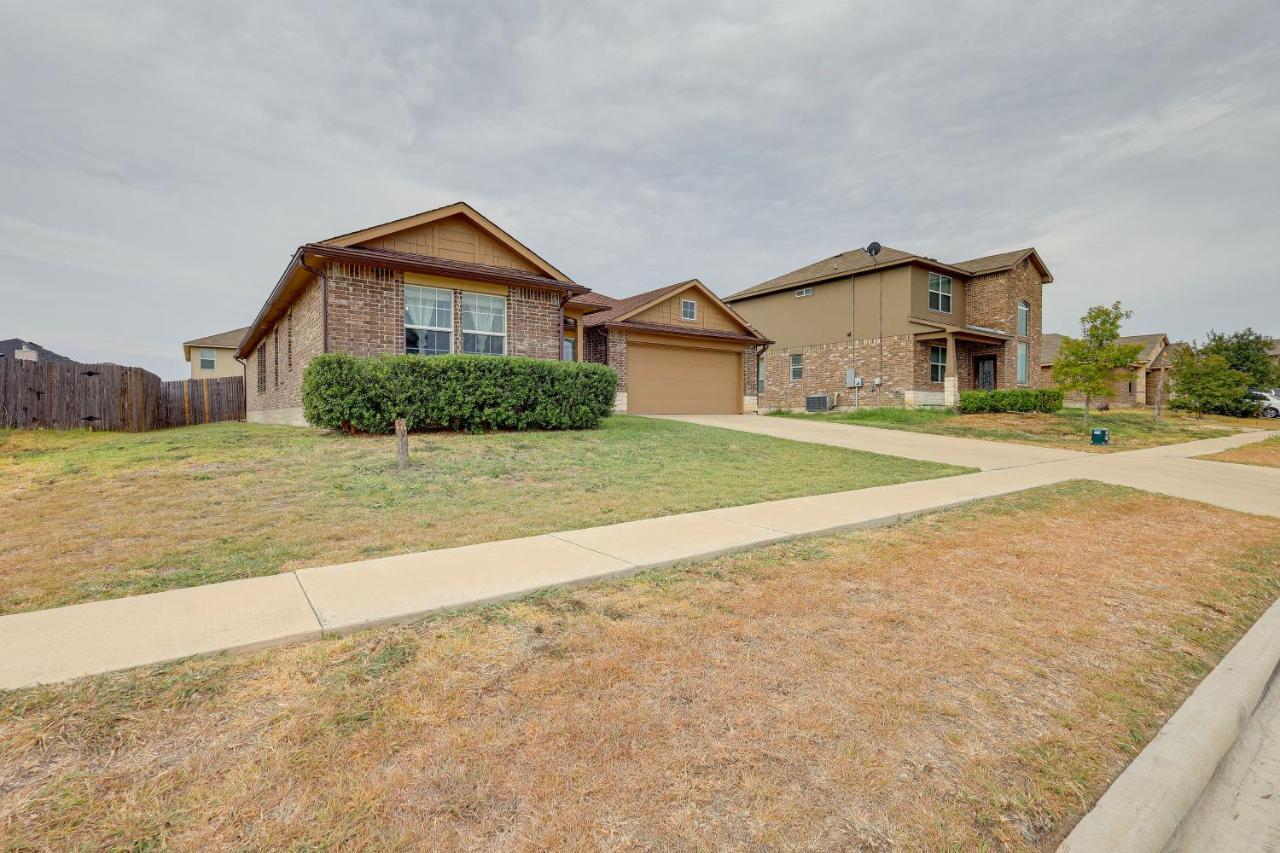 Modern Killeen Vacation Rental With Private Patio! Exterior photo